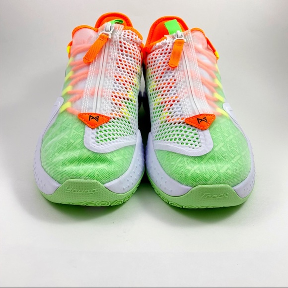 LE Nike PG4 Gatorade White GX Basketball Shoes 10 - Picture 2 of 11